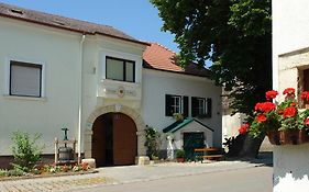 Winzerzimmer - Weingut Tinhof